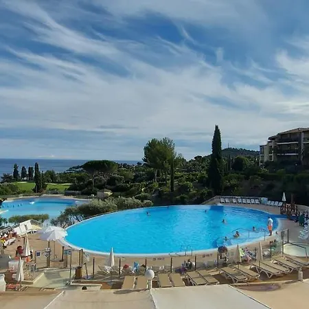 Vue Exceptionnelle Sur La Et Le Cap Esterel Saint-Raphael (Var)