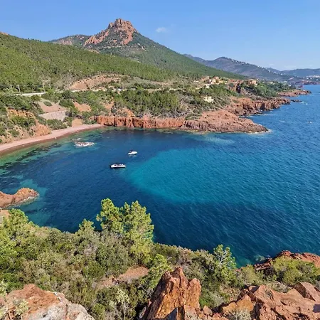 Vue Exceptionnelle Sur La Et Le Cap Estérel Saint-Raphaël