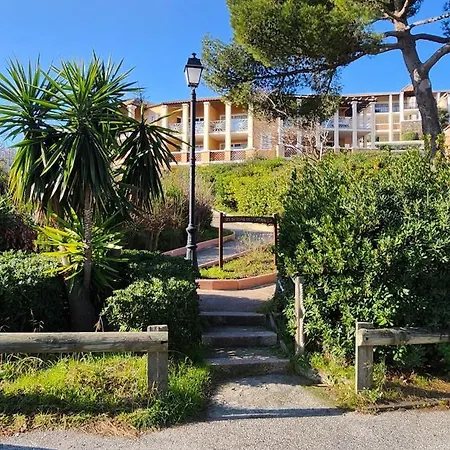 Vue Exceptionnelle Sur La Et Le Cap Esterel *