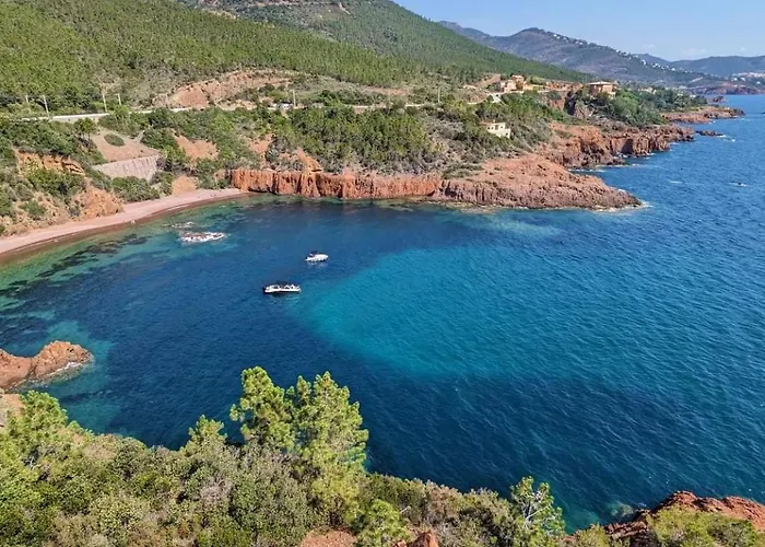 Vue Exceptionnelle Sur La Et Le Cap Esterel Saint-Raphaël