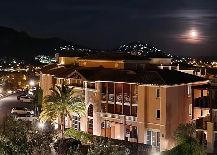 Vue Exceptionnelle Sur La Et Le Cap Esterel Apartman *