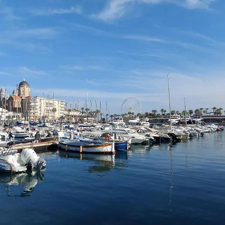 Vue Exceptionnelle Sur La Et Le Cap Esterel Saint-Raphael (Var)