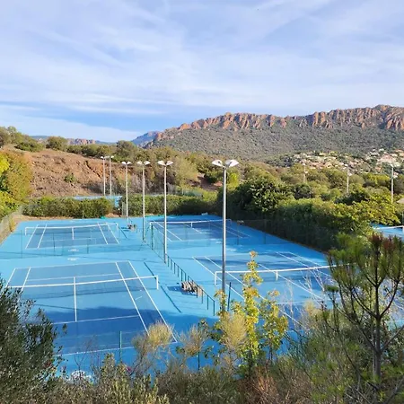 Appartement Vue Exceptionnelle Sur La Et Le Cap Estérel