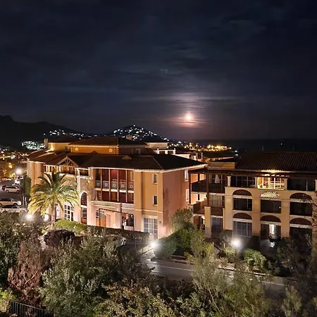 Vue Exceptionnelle Sur La Et Le Cap Esterel * Сен-Рафаель