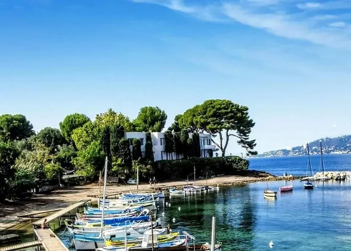 Vue Exceptionnelle Sur La Et Le Cap Esterel Saint-Raphaël