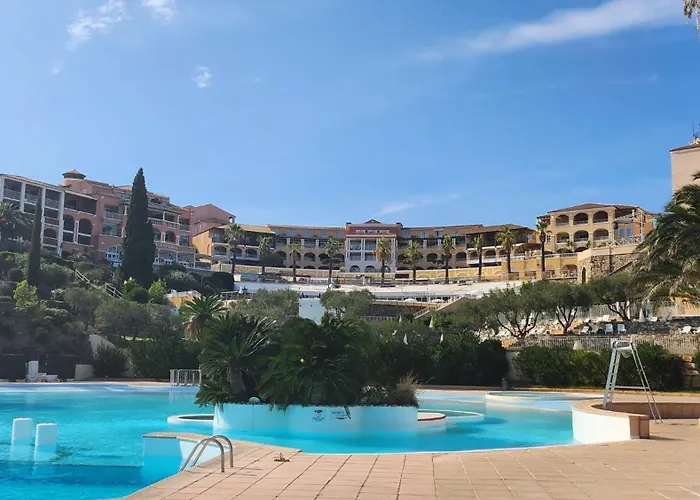 Vue Exceptionnelle Sur La Et Le Cap Esterel *